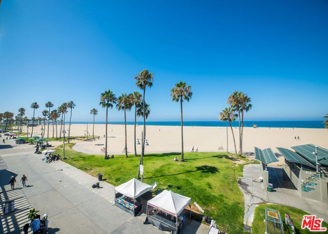 8 Brooks Avenue 6, Venice (los Angeles), CA 90291