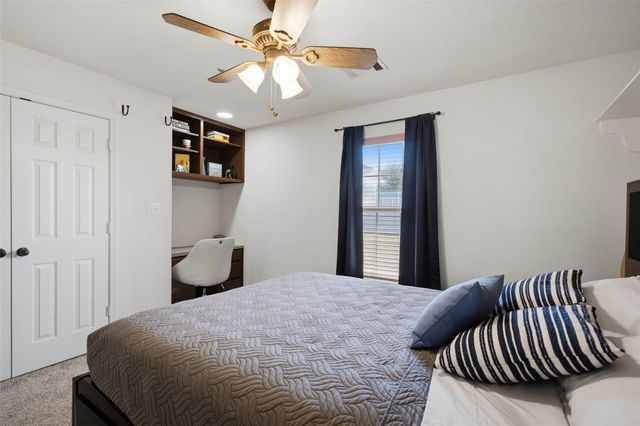 305 Pecan DR, Kingsland, TX 78639