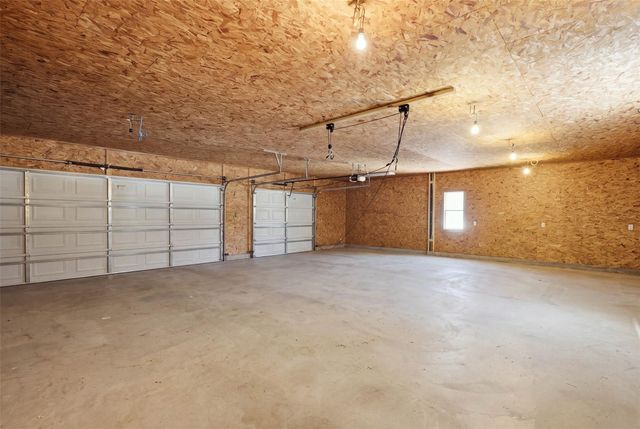 305 Pecan DR, Kingsland, TX 78639