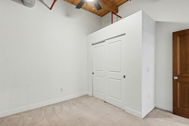 533 Columbia Avenue 107, Holland, MI 49423