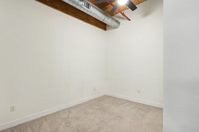 533 Columbia Avenue 107, Holland, MI 49423