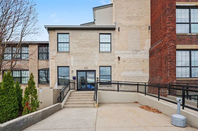 533 Columbia Avenue 107, Holland, MI 49423