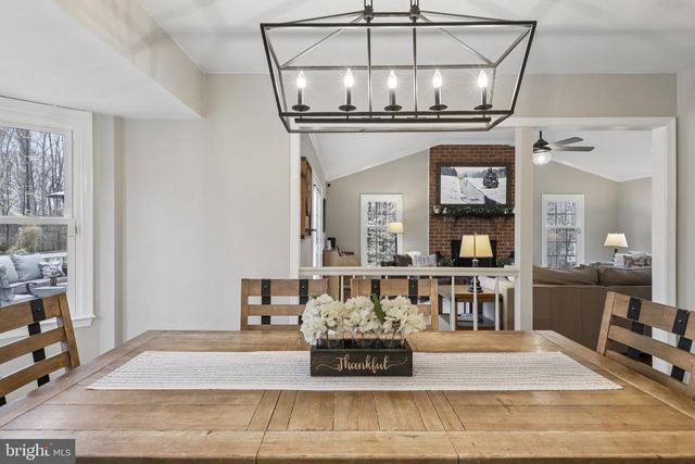 3024 JENNY LN, Woodbridge, VA 22192