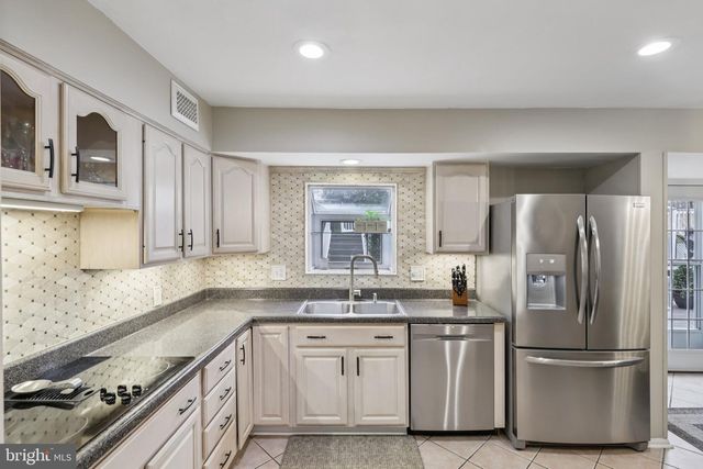 3024 JENNY LN, Woodbridge, VA 22192