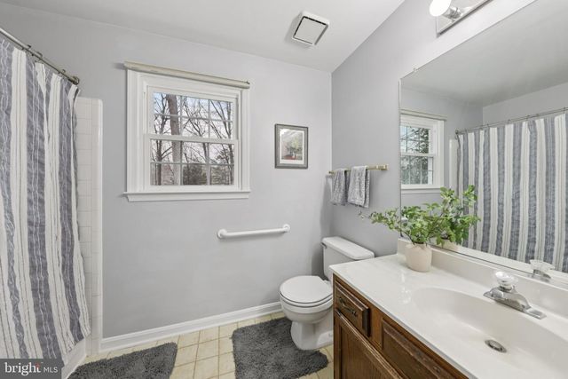 3024 JENNY LN, Woodbridge, VA 22192