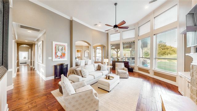 324 E Carruth Lane, Double Oak, TX 75077