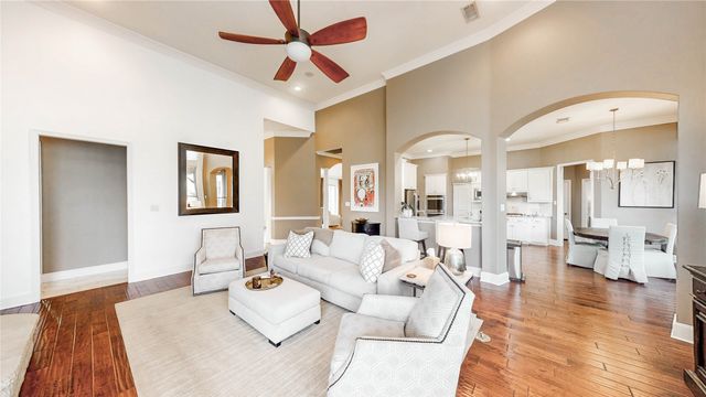 324 E Carruth Lane, Double Oak, TX 75077