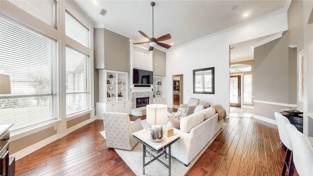 324 E Carruth Lane, Double Oak, TX 75077