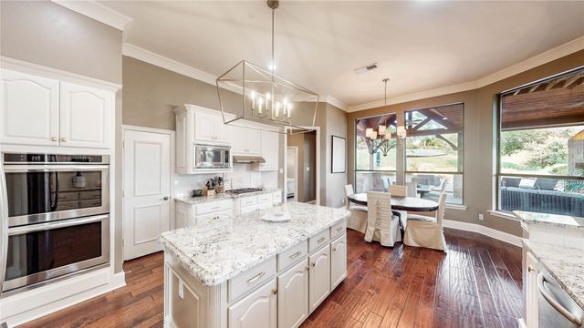 324 E Carruth Lane, Double Oak, TX 75077