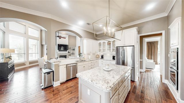 324 E Carruth Lane, Double Oak, TX 75077