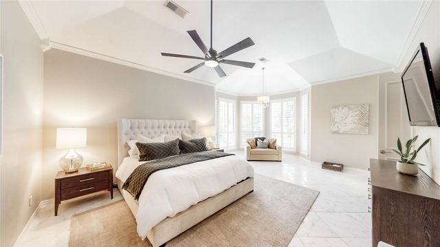 324 E Carruth Lane, Double Oak, TX 75077
