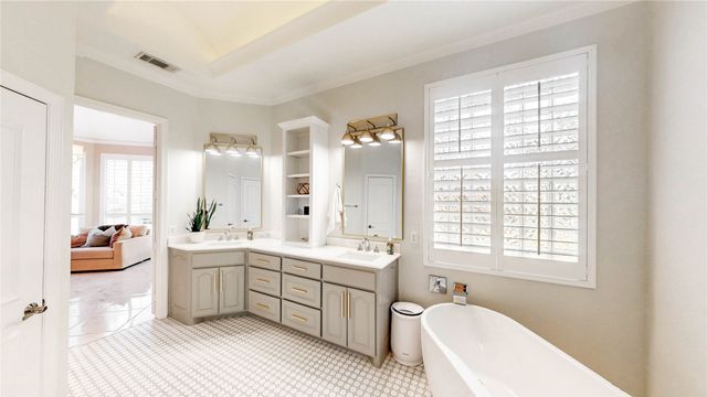 324 E Carruth Lane, Double Oak, TX 75077