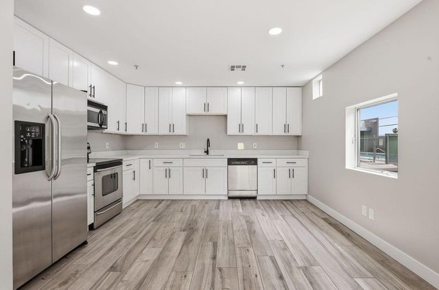 1111 W University Drive Unit 1008, Tempe, AZ 85281