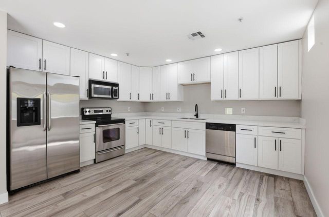 1111 W University Drive Unit 1008, Tempe, AZ 85281