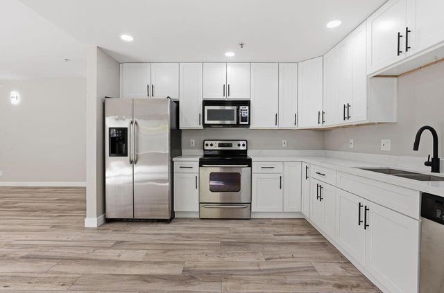 1111 W University Drive Unit 1008, Tempe, AZ 85281