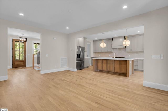 14 Plum Drive, Greenville, SC 29605