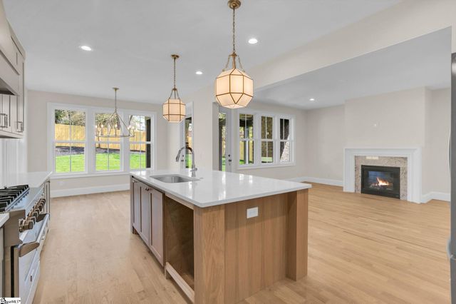 14 Plum Drive, Greenville, SC 29605