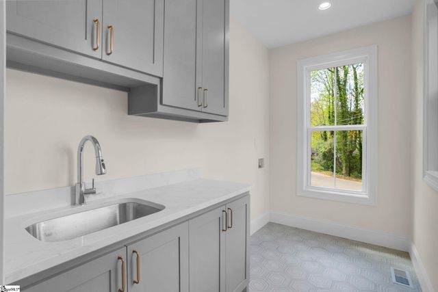 14 Plum Drive, Greenville, SC 29605