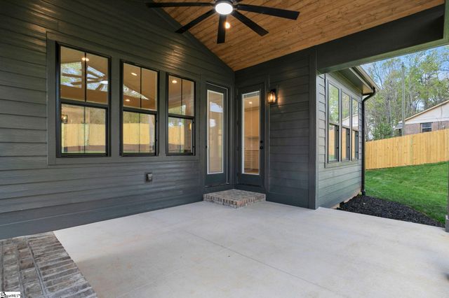 14 Plum Drive, Greenville, SC 29605