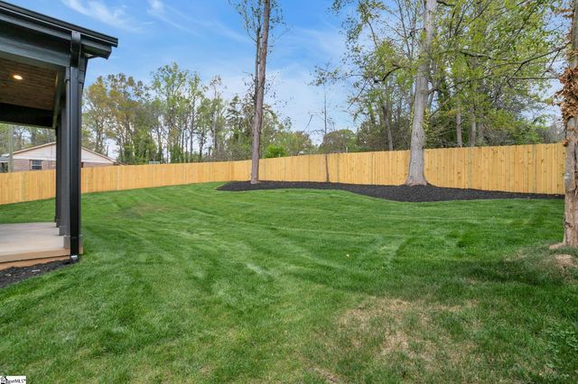 14 Plum Drive, Greenville, SC 29605