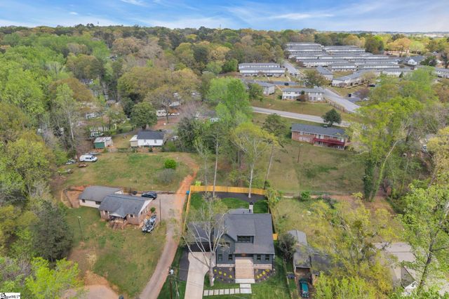 14 Plum Drive, Greenville, SC 29605