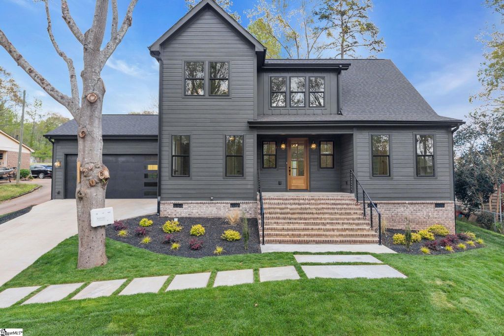 14 Plum Drive, Greenville, SC 29605