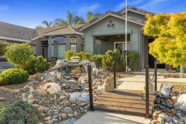 2318 California St, Escalon, CA 95320