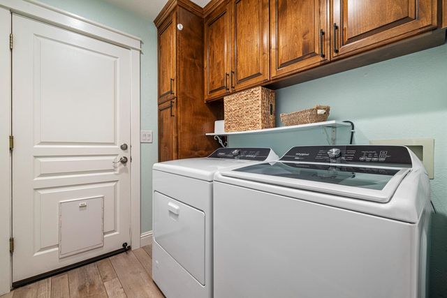 2318 California St, Escalon, CA 95320