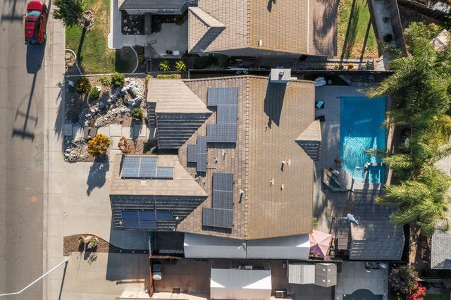 2318 California St, Escalon, CA 95320