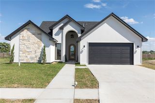 301 N 32nd Street, Hidalgo, TX 78557