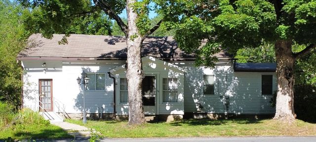 56 Lombard Road, Hubbardston, MA 01452