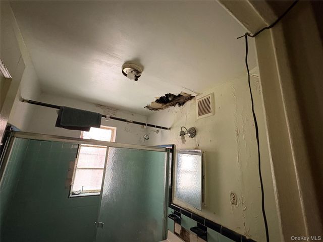 2928 Fenton Avenue, Bronx, NY 10469