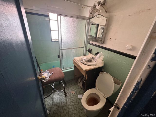 2928 Fenton Avenue, Bronx, NY 10469