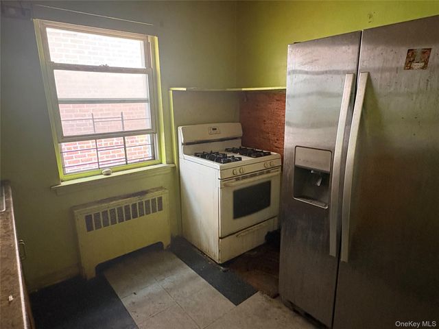 2928 Fenton Avenue, Bronx, NY 10469