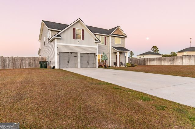 118 Loganberry Lane NE, Ludowici, GA 31316