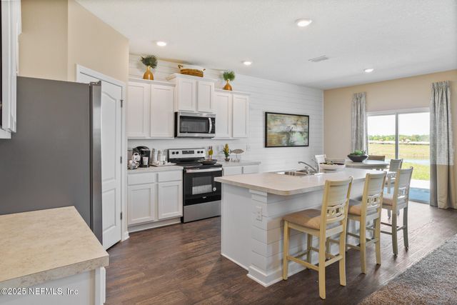 24 SAWDUST Lane, Palm Coast, FL 32137