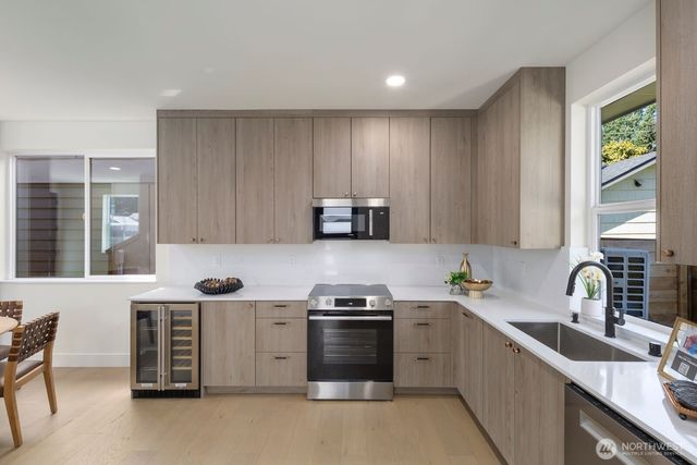 311 NW 92nd Street, Seattle, WA 98117