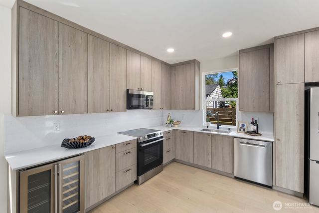 311 NW 92nd Street, Seattle, WA 98117