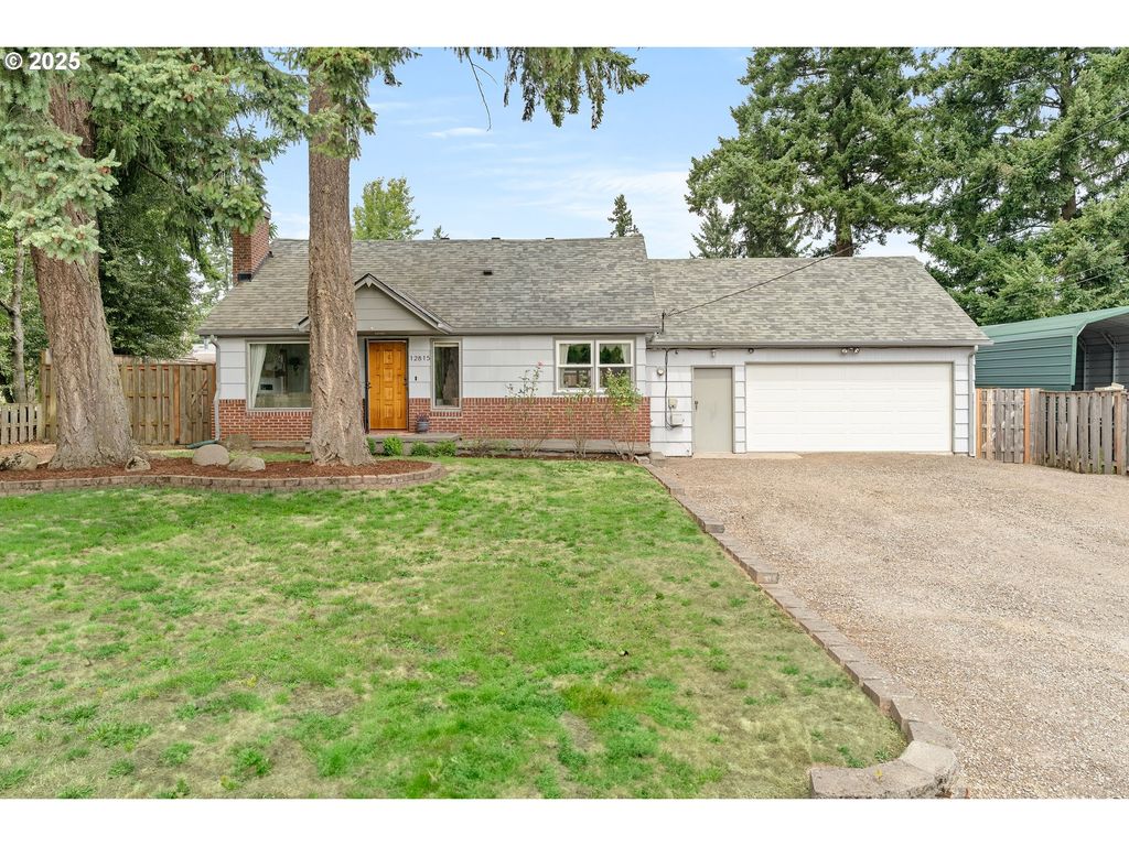 12815 Se MILL St, Portland, OR 97233