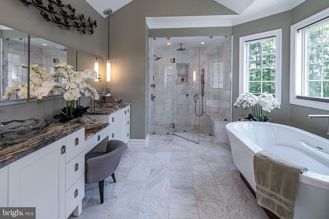 54 RUSSELL RD, Princeton, NJ 08540