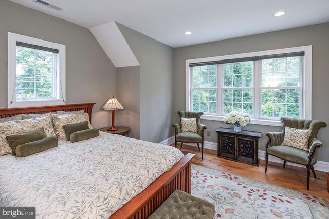 54 RUSSELL RD, Princeton, NJ 08540