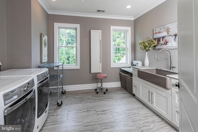 54 RUSSELL RD, Princeton, NJ 08540