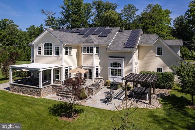 54 RUSSELL RD, Princeton, NJ 08540