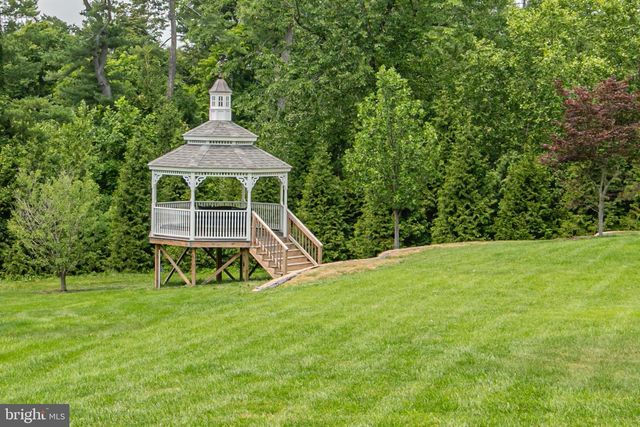 54 RUSSELL RD, Princeton, NJ 08540