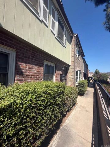 11937 Royal Road B, El Cajon, CA 92021