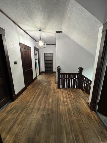 476 E Boswell, Batesville, AR 72501