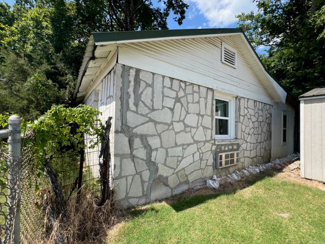 476 E Boswell, Batesville, AR 72501