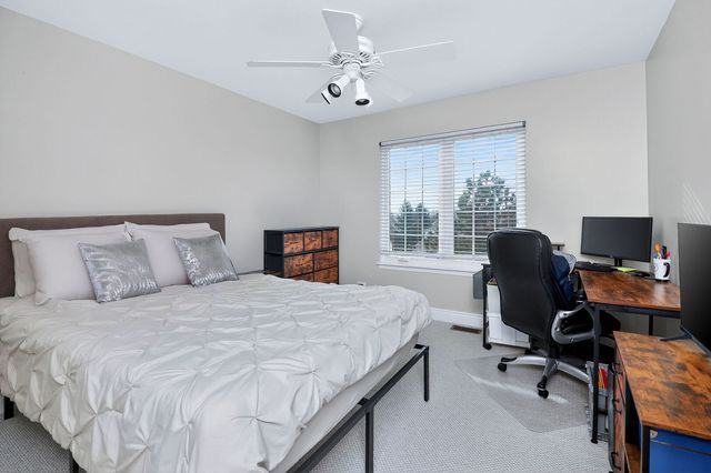 18104 Lake Shore Drive, Orland Park, IL 60467