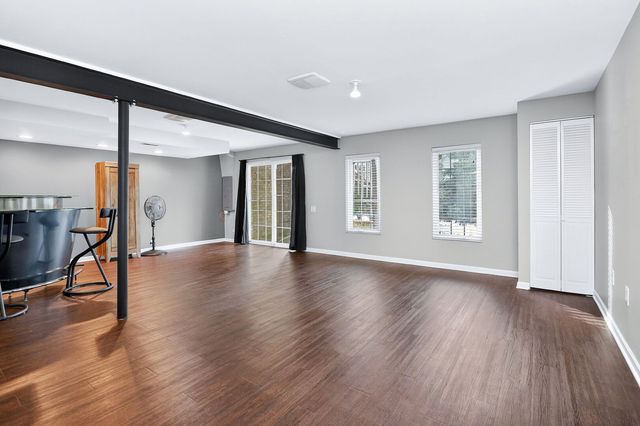 18104 Lake Shore Drive, Orland Park, IL 60467