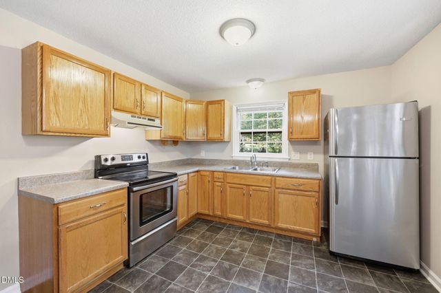909 Bryn Mawr Court, Apex, NC 27502